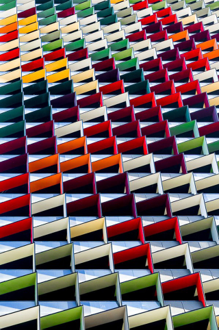 Illustration for article titled Accidental Architectural Patterns From All Over the World